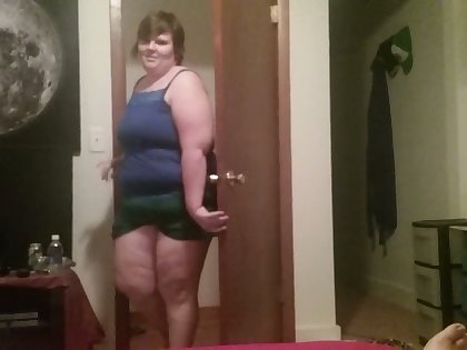 This BBW might seem like a most assuredly naughty bitch and she gives great head